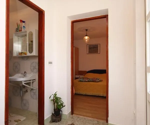 With A Parking Space Hvar - 4004 * Hvar Town