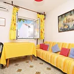 With A Parking Space Hvar - 4004 Хвар