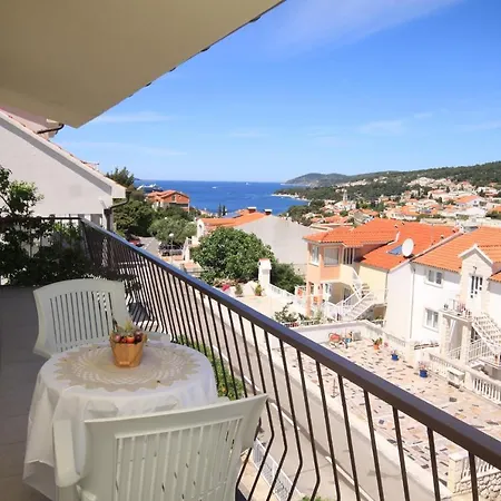 アパート With A Parking Space Hvar - 4004 *