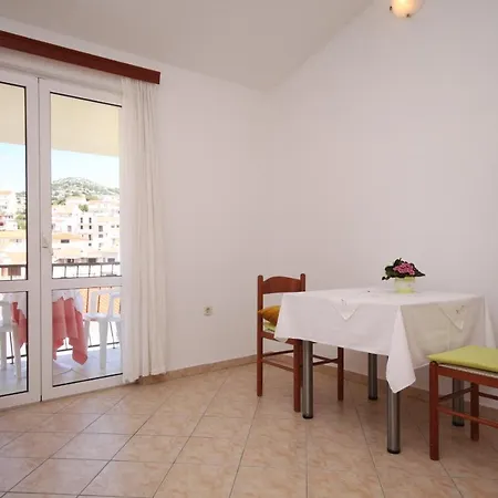 With A Parking Space Hvar - 4004 * フヴァル