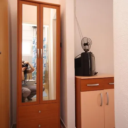 アパート With A Parking Space Hvar - 4004