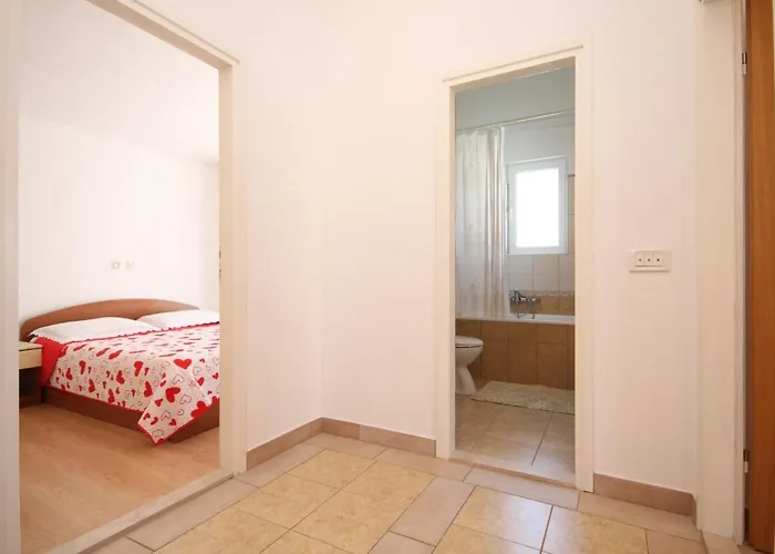 Apartment With A Parking Space Hvar - 4004 Hvar Town