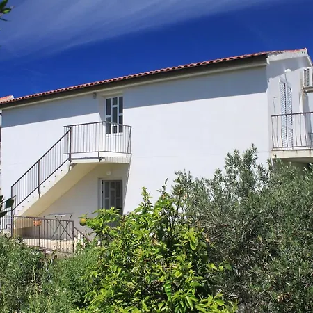 With A Parking Space Hvar - 4004 Hvar Town