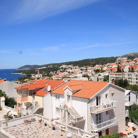 With A Parking Space Hvar - 4004 דירה חוואר